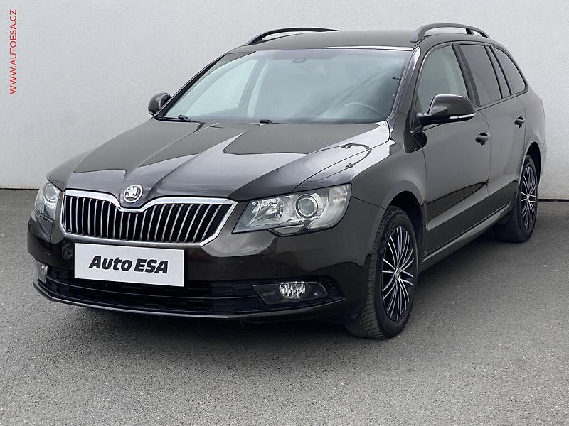 Škoda Superb (2013) 1.4 TSi, AC, temp - fotka 3 z 17