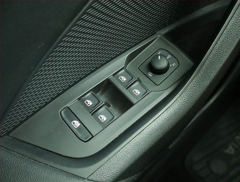 Škoda Octavia (2022) Ambition 2.0 TDI, ČR,1.maj - fotka 14 z 15