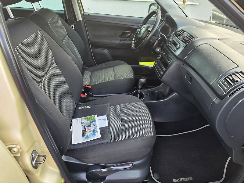 Škoda Fabia 1.2 TSI Scout  - fotka 16 z 25