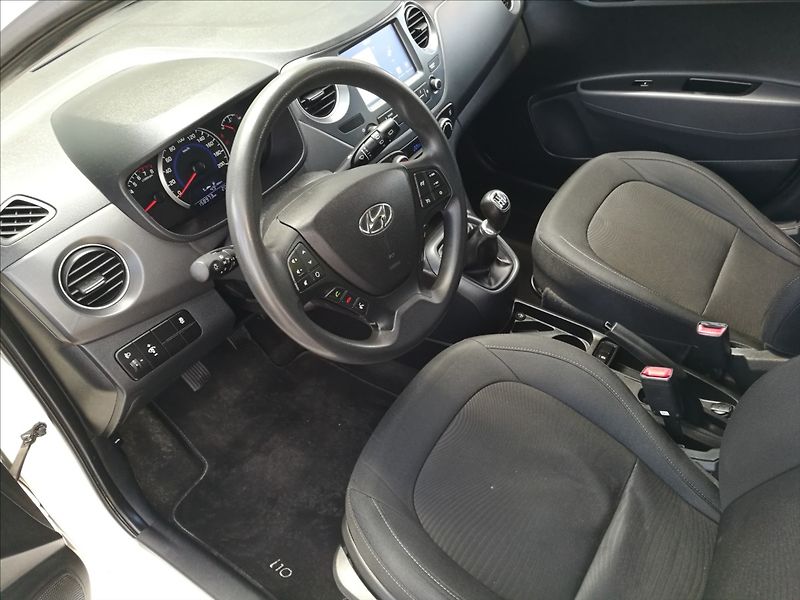 Hyundai i10 1,0 i autom.klima - fotka 12 z 22