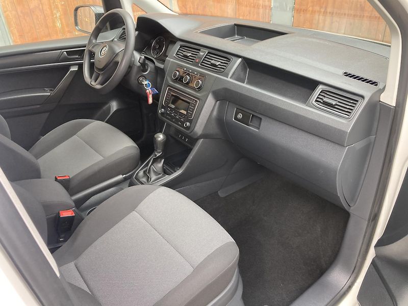 Volkswagen Caddy (2020) 2.0 TDi nové brzdy ZARUKA km - fotka 18 z 19