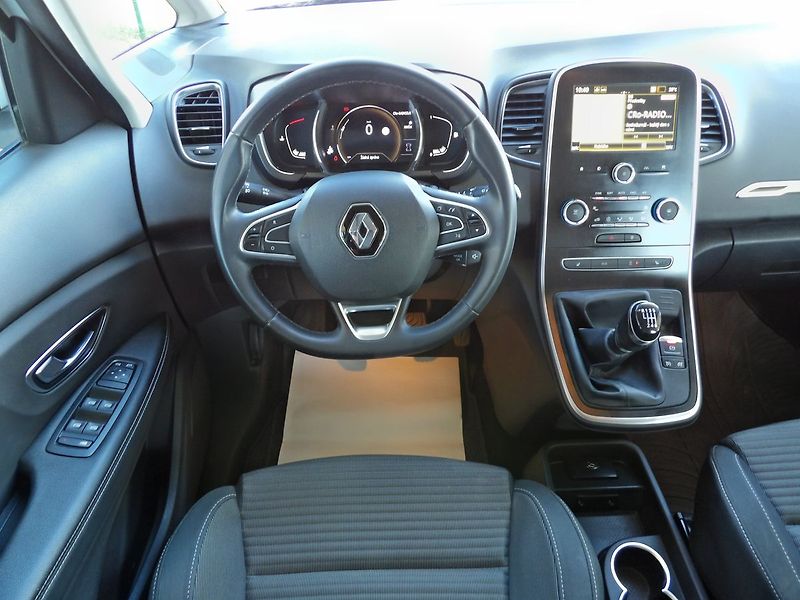 Renault Grand Scénic 1.7dCi Navi 7 míst Tažné - fotka 7 z 31