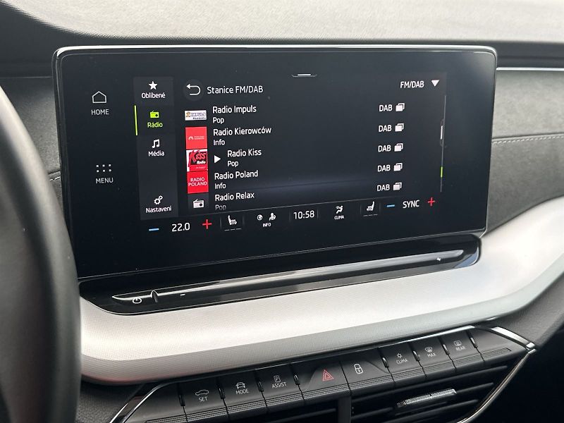 Škoda Octavia (2022) Combi 1.5 TSI M-HEV DSG Style - fotka 20 z 36