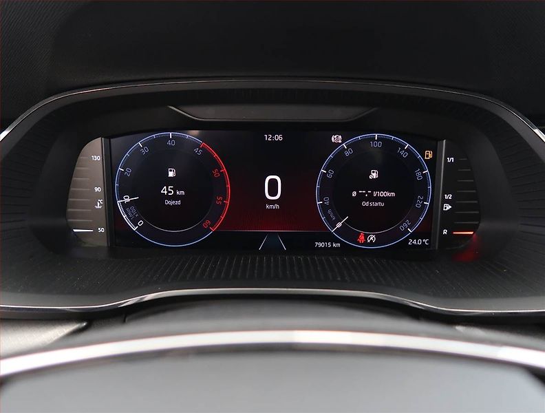 Škoda Octavia (2023) Ambition 2.0 TDI, ČR,1.maj - fotka 11 z 20