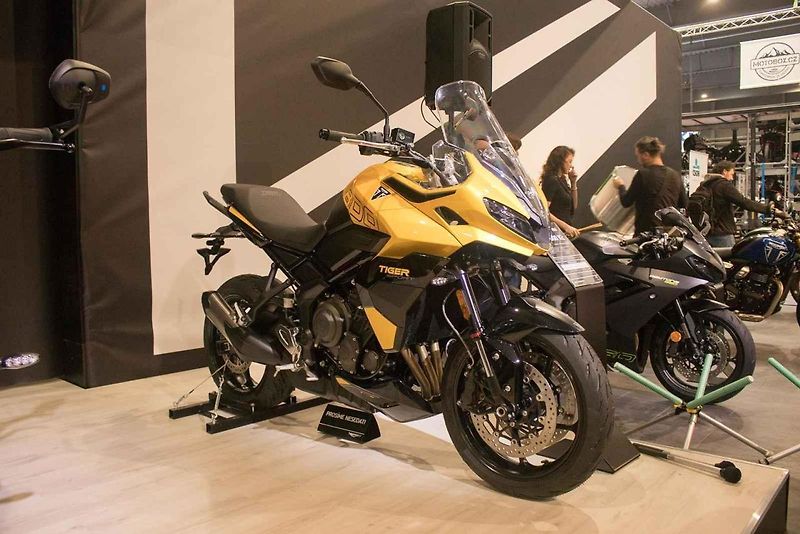 Aprilia Tuono 660
