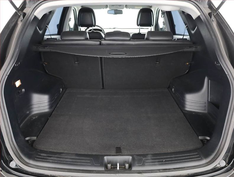 Hyundai ix35 (2013) 1.7 CRDi, nová STK, Tažné - fotka 17 z 17