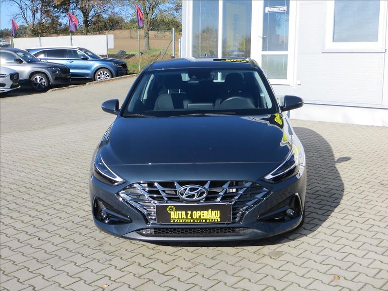 Hyundai i30 1,0 T-GDI Smart AUT7 ČR TOP - fotka 2 z 23