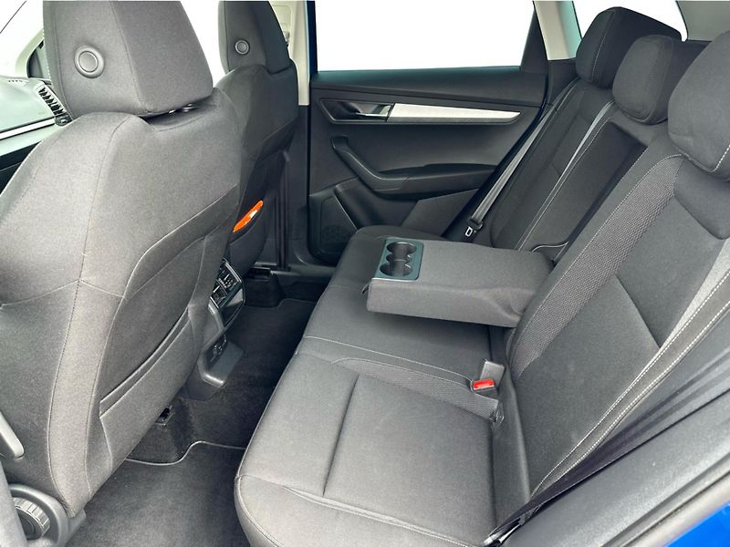 Škoda Karoq Ambiente  TDi 85/2.0 A7F - fotka 12 z 23