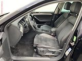 Volkswagen Passat (2016) 2.0 TDi, Highline, LED - náhled 9