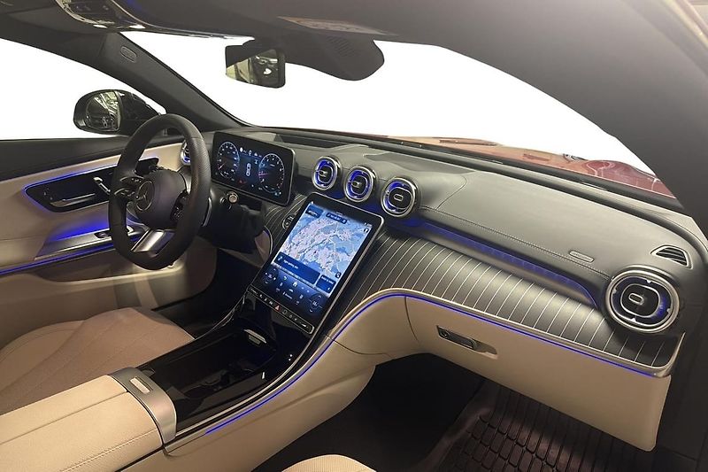 Mercedes-Benz CLE 300 4M AMG 360 HuD Pano Venti - fotka 12 z 23