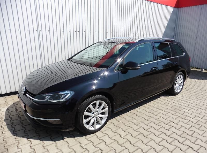 Volkswagen Golf Variant 1.5 TSi Highline Navi - fotka 1 z 14