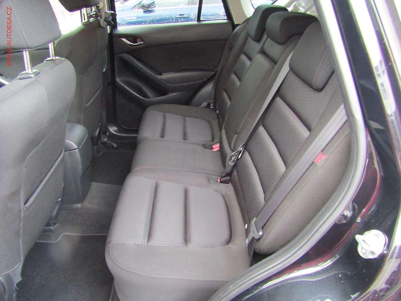 Mazda CX-5 (2014) 2.0i 4x4, 1.maj, AT, navi - fotka 10 z 18