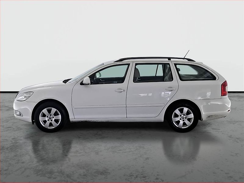 Škoda Octavia (2013) Elegance 1.6 TDI, Automat - fotka 3 z 17