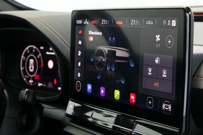 Cupra Formentor 2.0TDI 110kW DSG 4x4 Pano Tažn - fotka 29 z 36