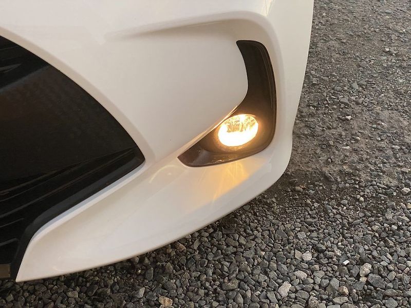 Toyota Yaris 1.5i, ČR, Comfort, záruka - fotka 9 z 16