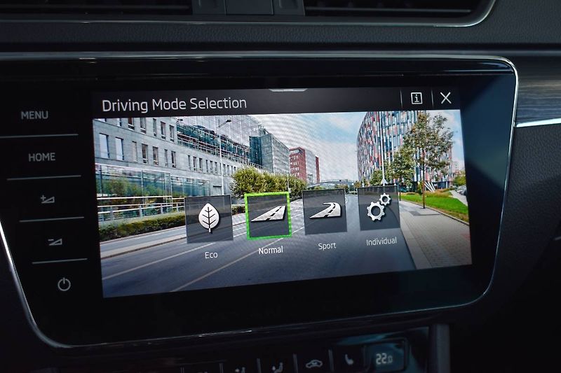 Škoda Superb (2022) 2.0TDI 110kW, DSG, Webasto - fotka 30 z 30