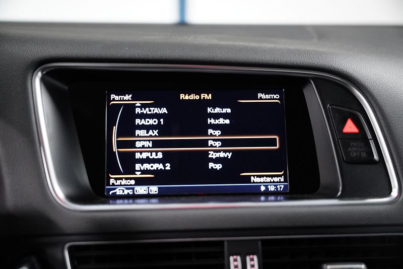 Audi Q5 - fotka 20 z 30