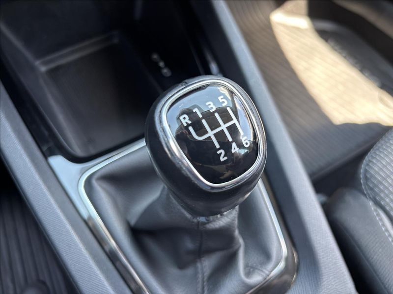 Škoda Octavia 2,0 TDI 85kW Ambition - fotka 31 z 38