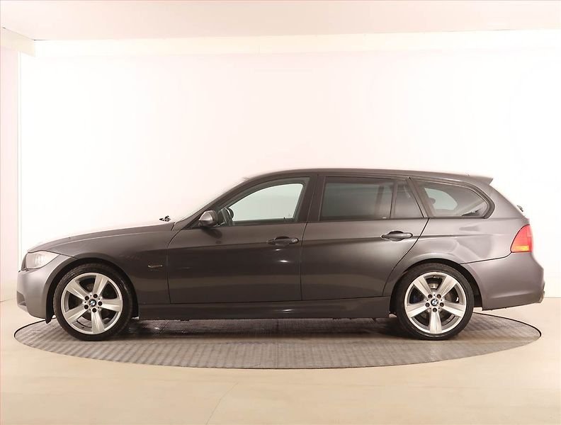 BMW Řada 3 (2006) 320 d, po STK, zamluveno - fotka 3 z 19