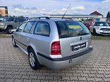 Škoda Octavia (2004) 1,9 TDI 81 KW ELEGANCE TAŽNÉ - náhled 2