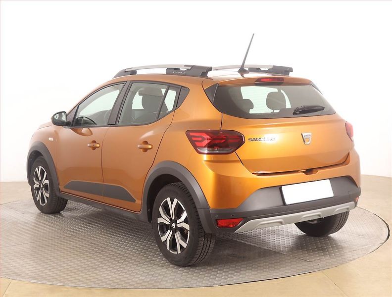 Dacia Sandero (2021) 1.0 TCe, Automat, Serv.kniha - fotka 4 z 18