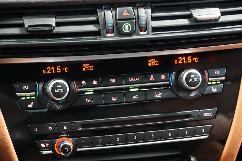 BMW X6 30d Xdrive,Mpacket,ČR,Head-Up - fotka 26 z 41