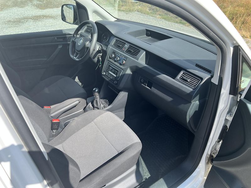 Volkswagen Caddy (2021) 1.4 TGI Maxi, 81kW, 1.MAJ, DPH - fotka 12 z 22