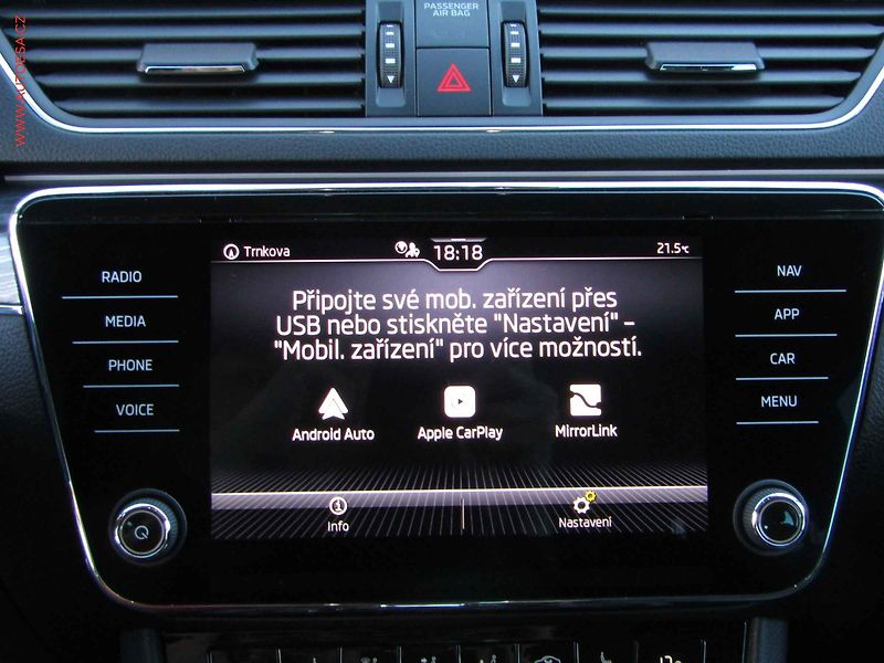 Škoda Superb (2021) 1.5 TSi, ČR, Style, DSG - fotka 19 z 22