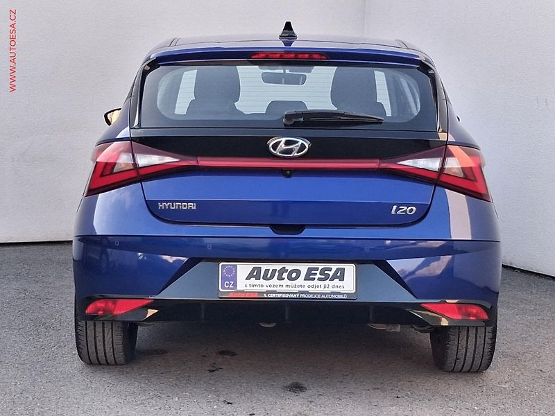 Hyundai i20 (2020) 1.0 T-GDi, +ALU, kamera - fotka 5 z 16