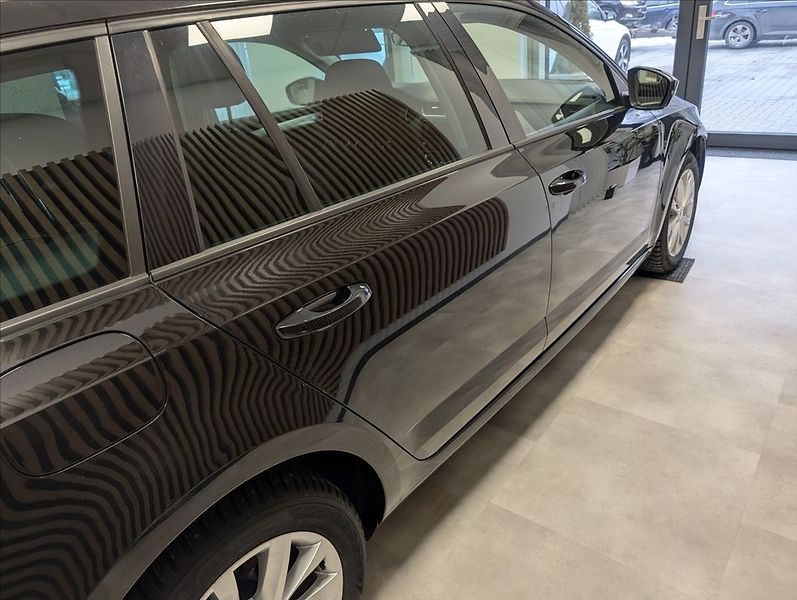 Škoda Octavia TSI, 110KW - fotka 8 z 27