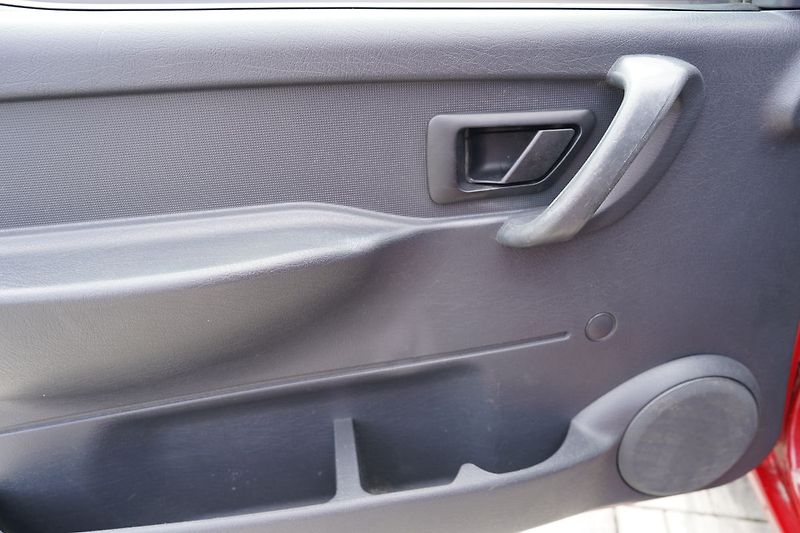 Peugeot Partner 1.4i, ČR, 5 míst - fotka 15 z 26