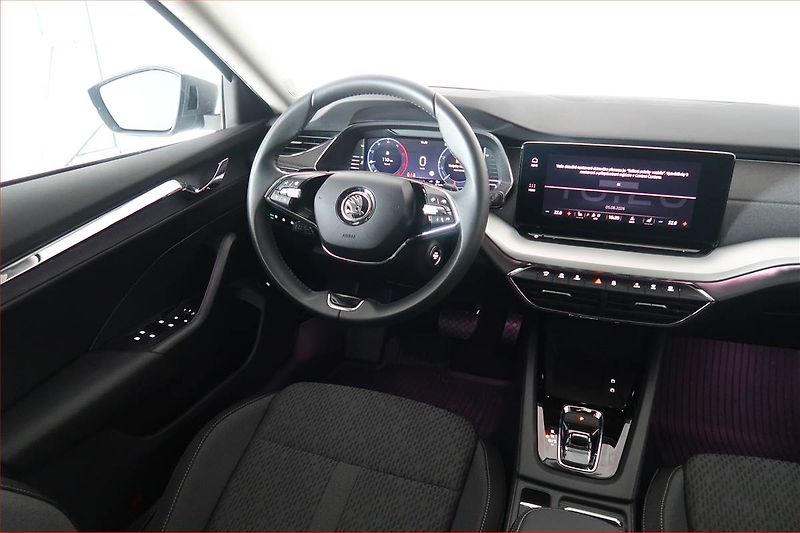 Škoda Octavia (2023) Style 2.0 TDI - fotka 7 z 21