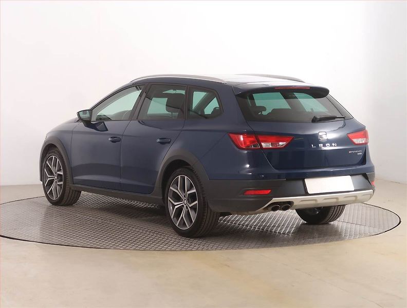 Seat Leon (2017) X-Perience 2.0 TDI, 4X4 - fotka 4 z 22