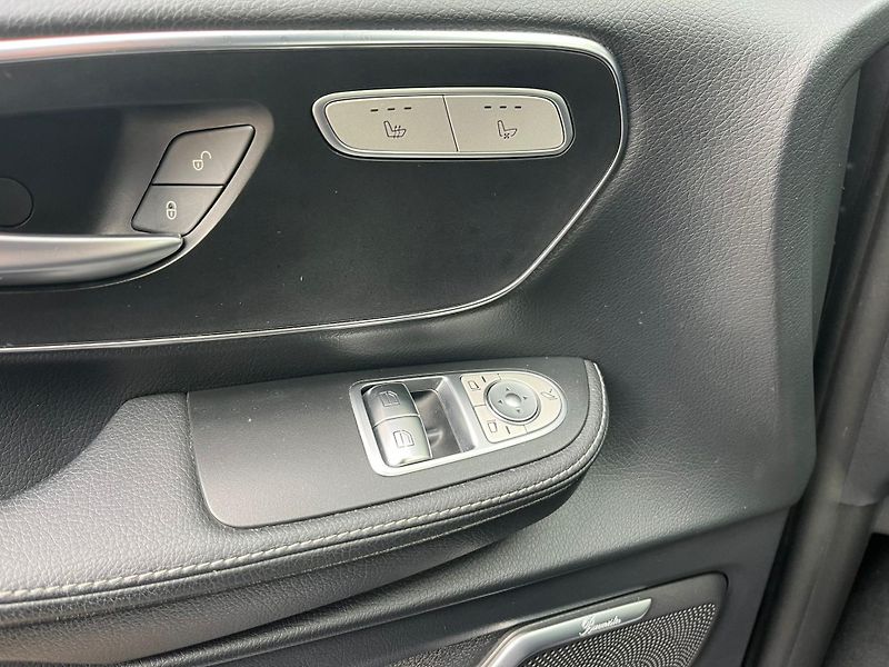 Mercedes-Benz Třídy V V300d Avantgarde 4MATIC / DPH  - fotka 25 z 29