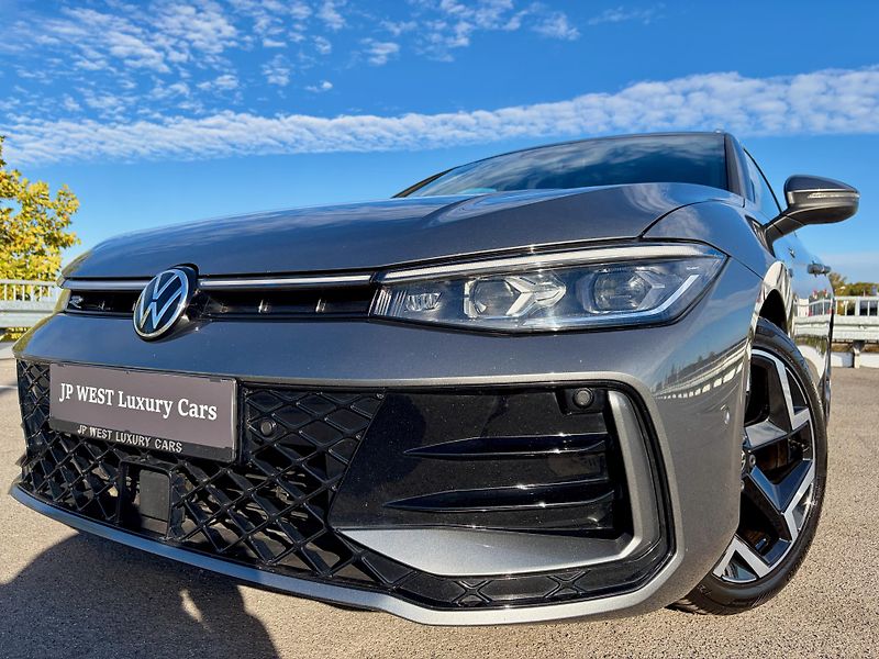 Volkswagen Passat (2025) R-Line DSG masáže MATRIX ACC  - fotka 5 z 57