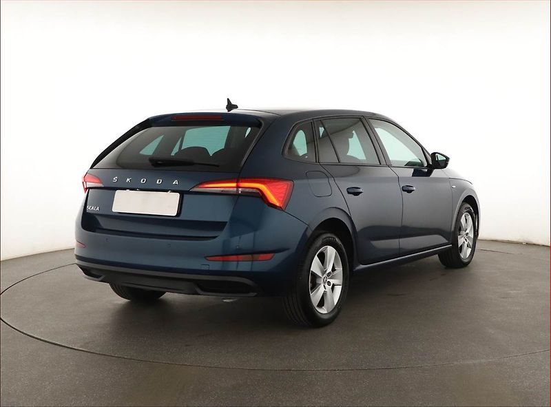Škoda Scala (2021) Ambition 1.5 TSI, Serv.kniha - fotka 5 z 17