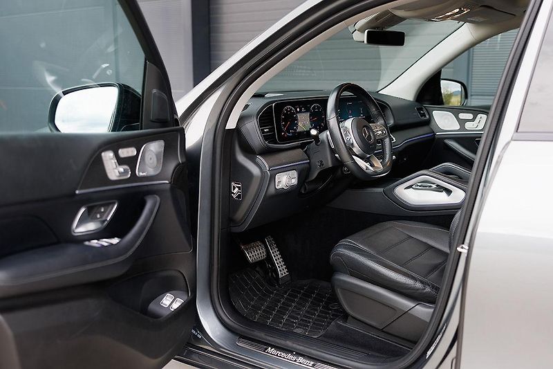 Mercedes-Benz GLS (2019) GLS 400d 4Matic AMG Line - fotka 36 z 63