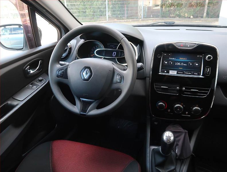 Renault Clio (2013) 1.2 16V , Tempomat - fotka 7 z 22