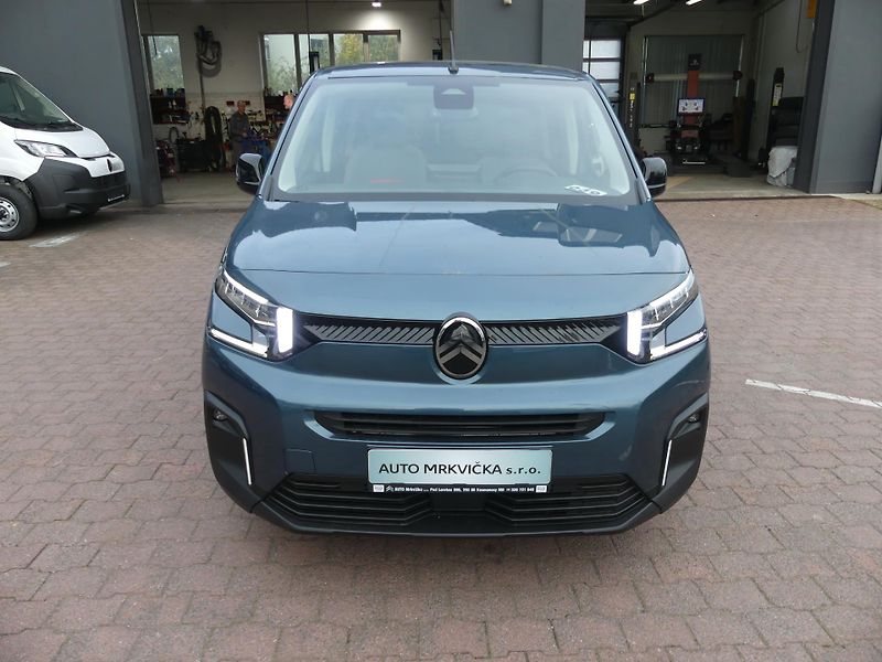 Citroën Berlingo (2026) 30 LET Petrol 110k Manual - fotka 2 z 23