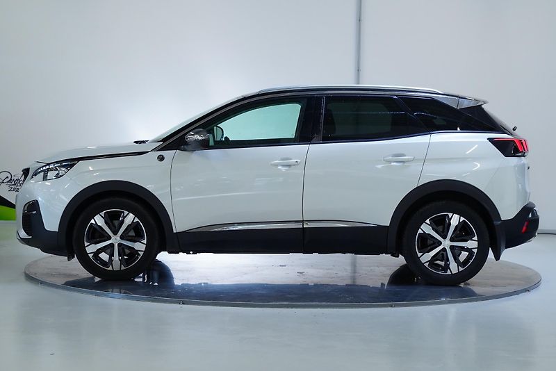 Peugeot 3008 - fotka 3 z 28