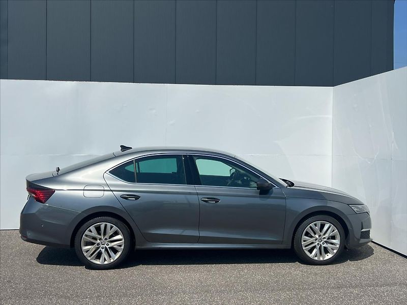 Škoda Octavia 2,0 TDi 110kW 7DSG TOP SELECTI - fotka 3 z 30