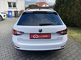 Škoda Superb 2,0 TDi  Executive / DSG / NAV - náhled 3