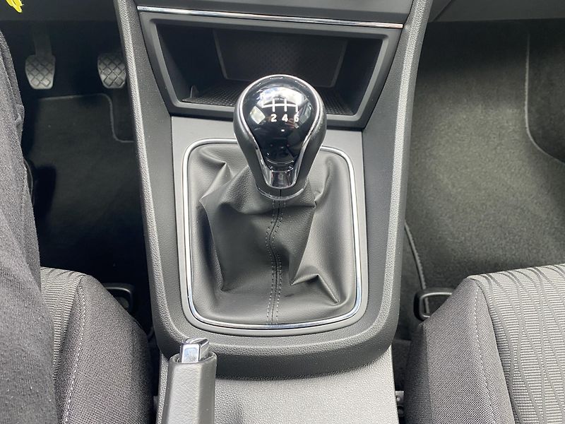 Seat Leon 1.4 TSI 92kW - 1xMAJ.- STYLE - fotka 25 z 41