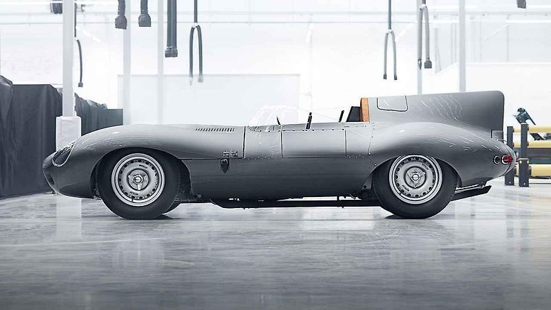 Jaguar D-Type.