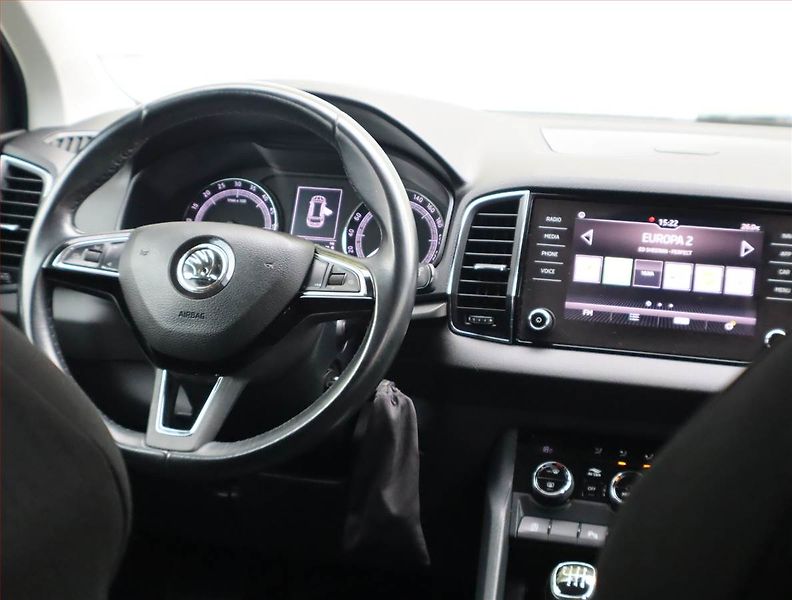 Škoda Karoq (2019) Ambition 1.6 TDI, Navi - fotka 7 z 17
