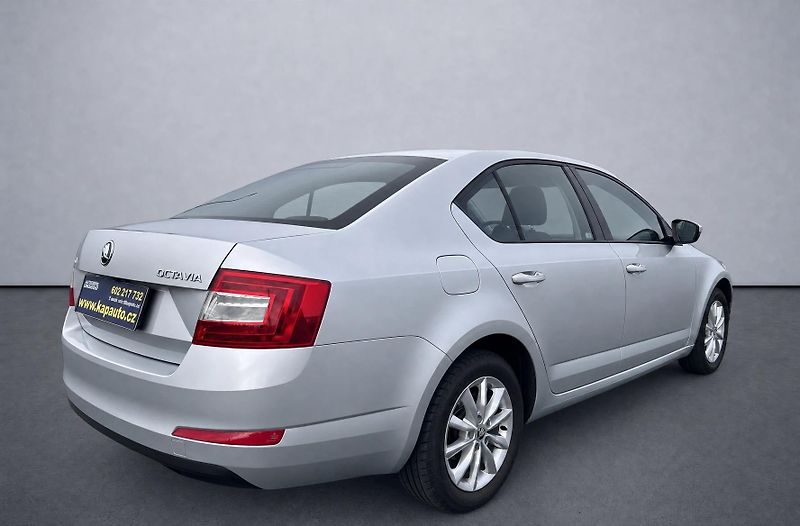 Škoda Octavia 1.2 TSI Ambition - fotka 8 z 35