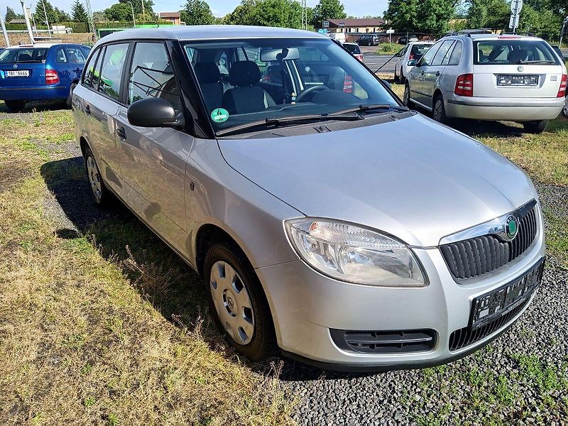 Škoda Fabia 1.4 16V Combi  Cool - fotka 7 z 26
