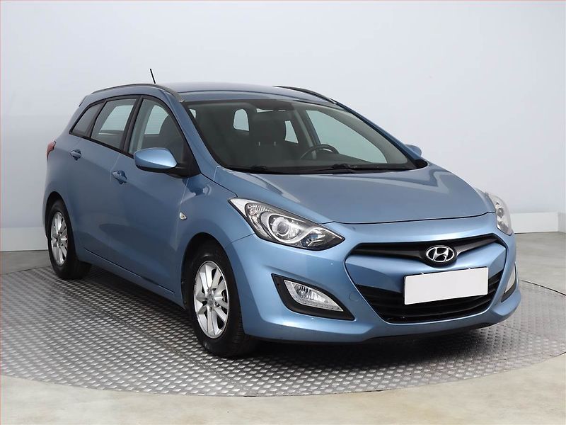 Hyundai i30 (2014) 1.6 MPI, Serv.kniha, Tempomat - fotografie inzerátu