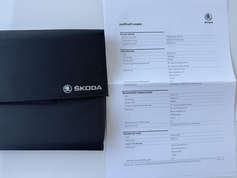 Škoda Kamiq (2020) 1,5TSi DSG NAVI LED TAŽNÉ - fotka 30 z 30
