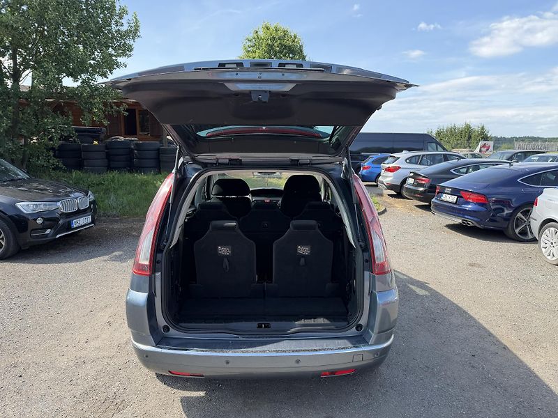 Citroën Grand C4 Picasso 1.6 HDI 7MIST - fotka 9 z 20